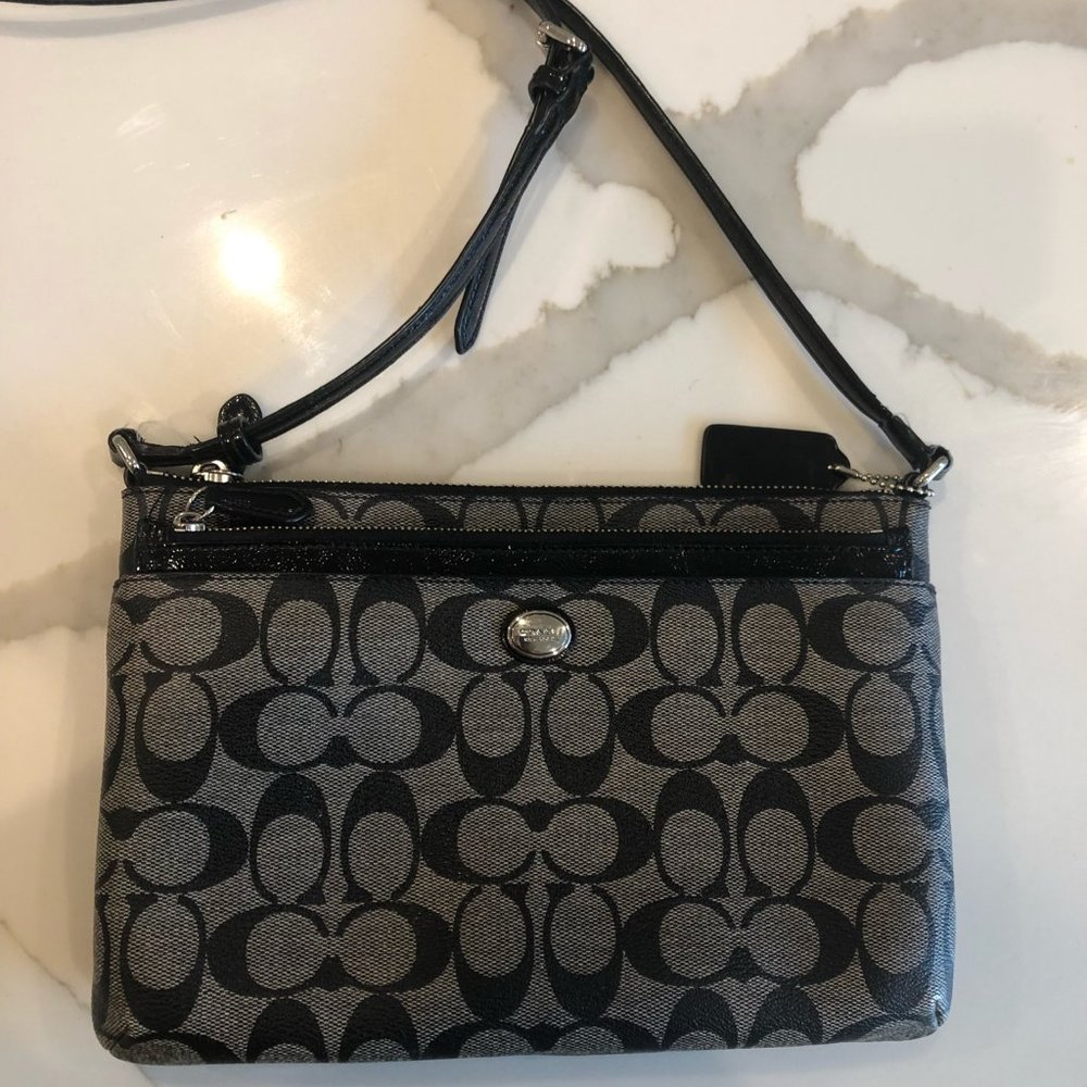 Signature Coach Cross Body Bag with Wallet Insert